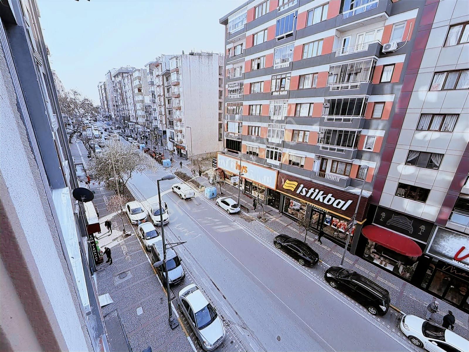 Burcu'dan Atatürk Cd . Merkezi Konumda 2+1 Satılık Daire - Görsel 22