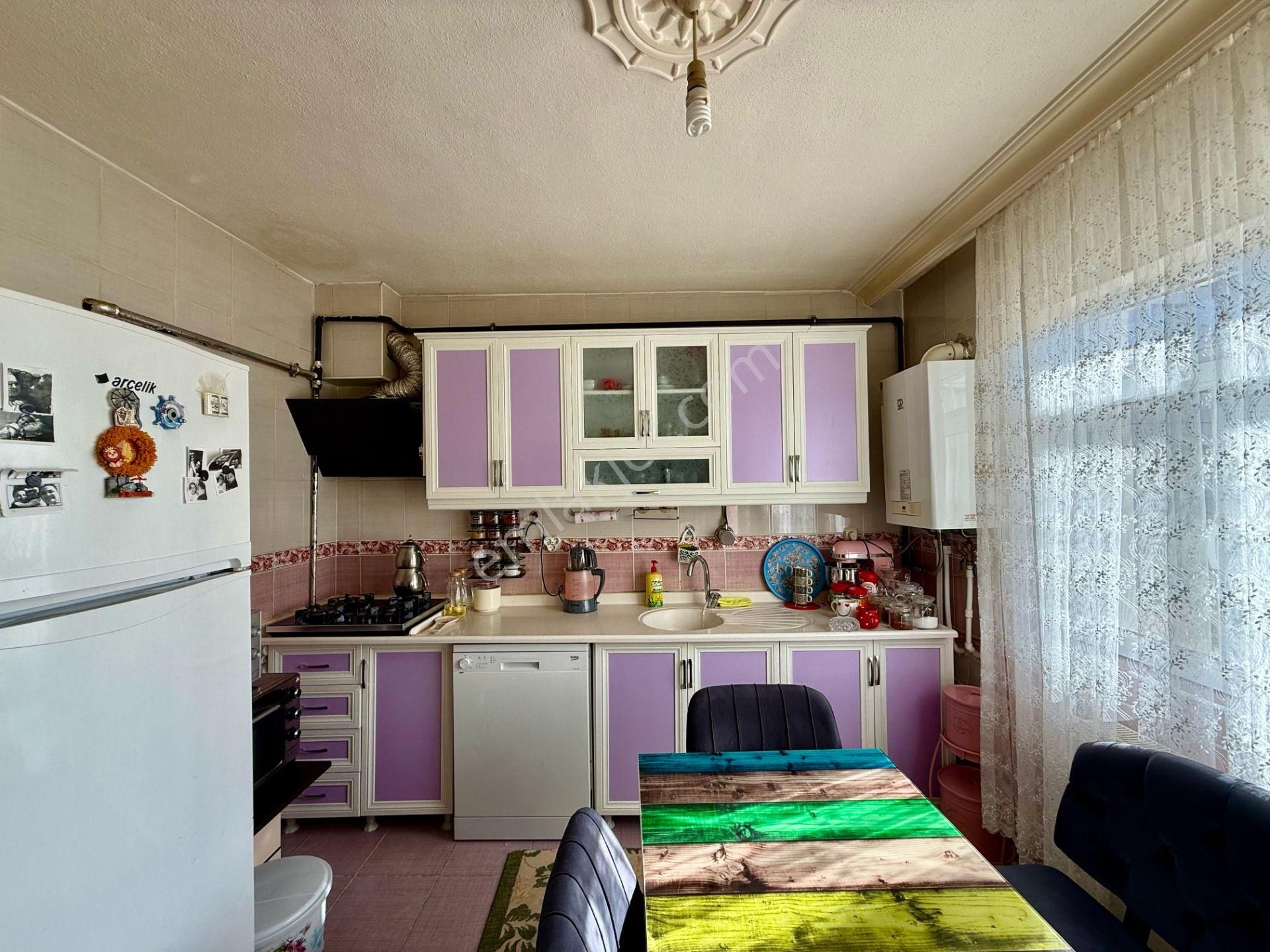 Kalecik Emlak'tan Güney Cephe 3+1 Çift Banyolu Masrafsız Daire - Görsel 2
