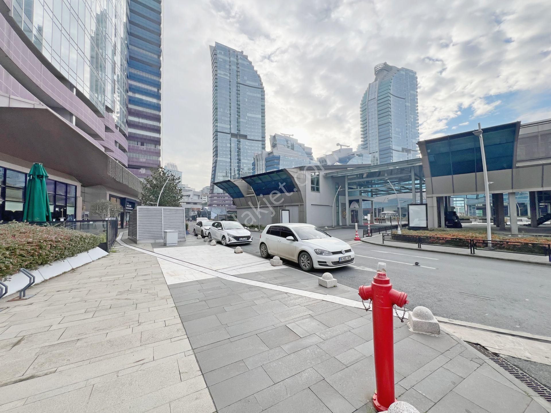 Maslak 1453 Devren Kiralık Spor Salonu - Görsel 34