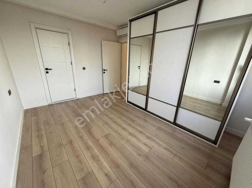 Turyap'tan Bağdat Caddesi 1. Parelel Sokak Güney Cephe Geniş 2+1 - Görsel 21