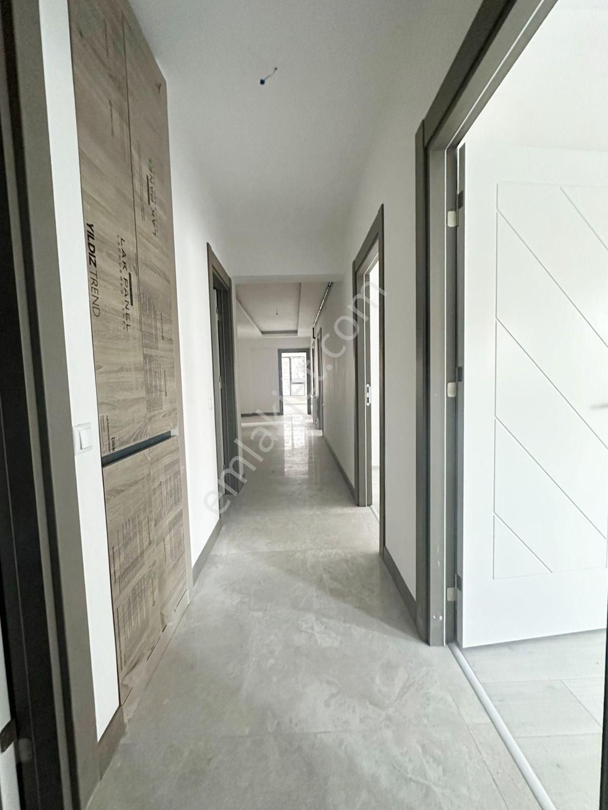 Karapürçek'te Ebeveyn Banyolu Full Yapılı 3+1 Satılık Sıfır Daire !! - Görsel 13