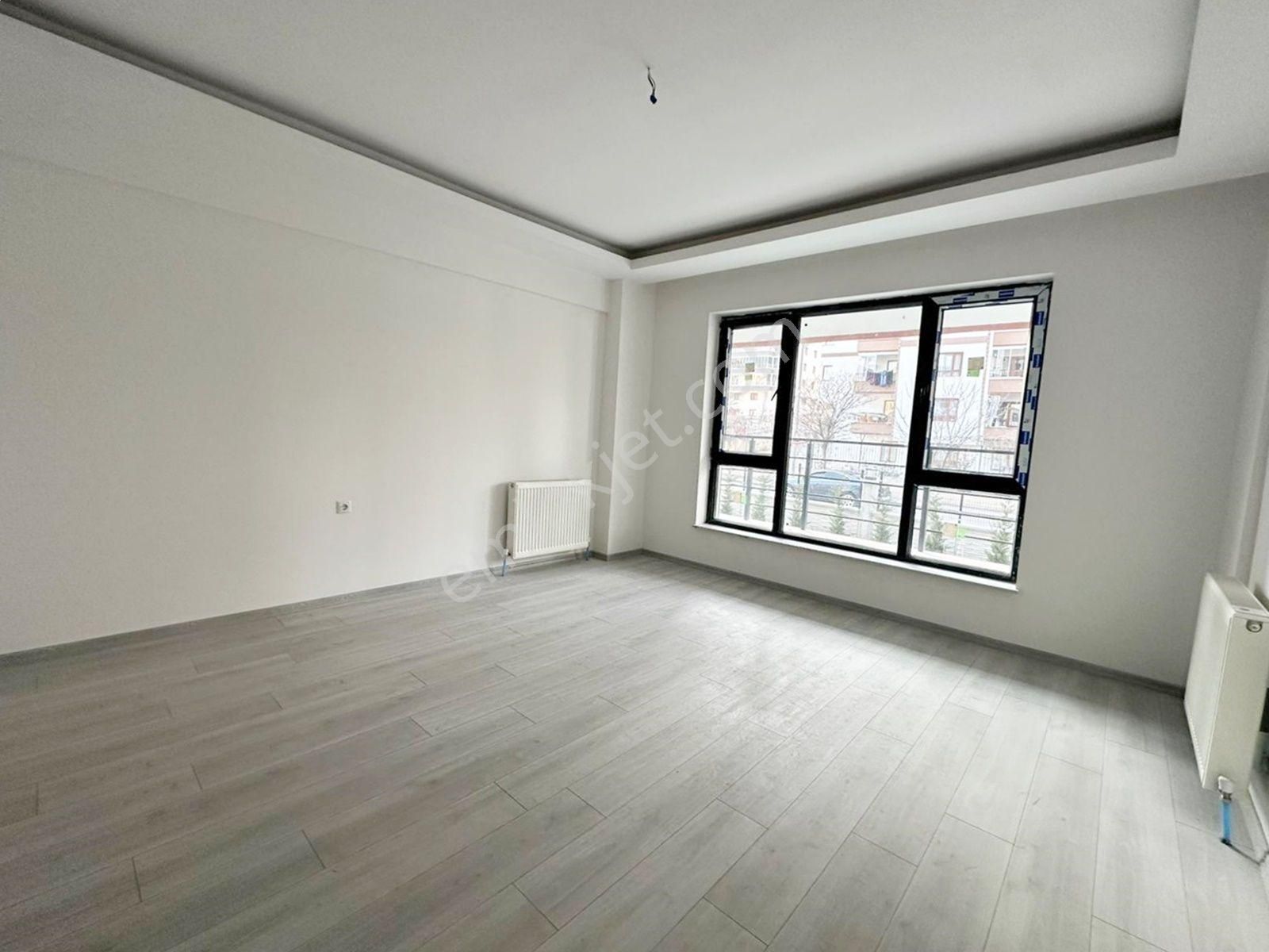 Karapürçek'te Ebeveyn Banyolu Full Yapılı 3+1 Satılık Sıfır Daire !! - Görsel 4