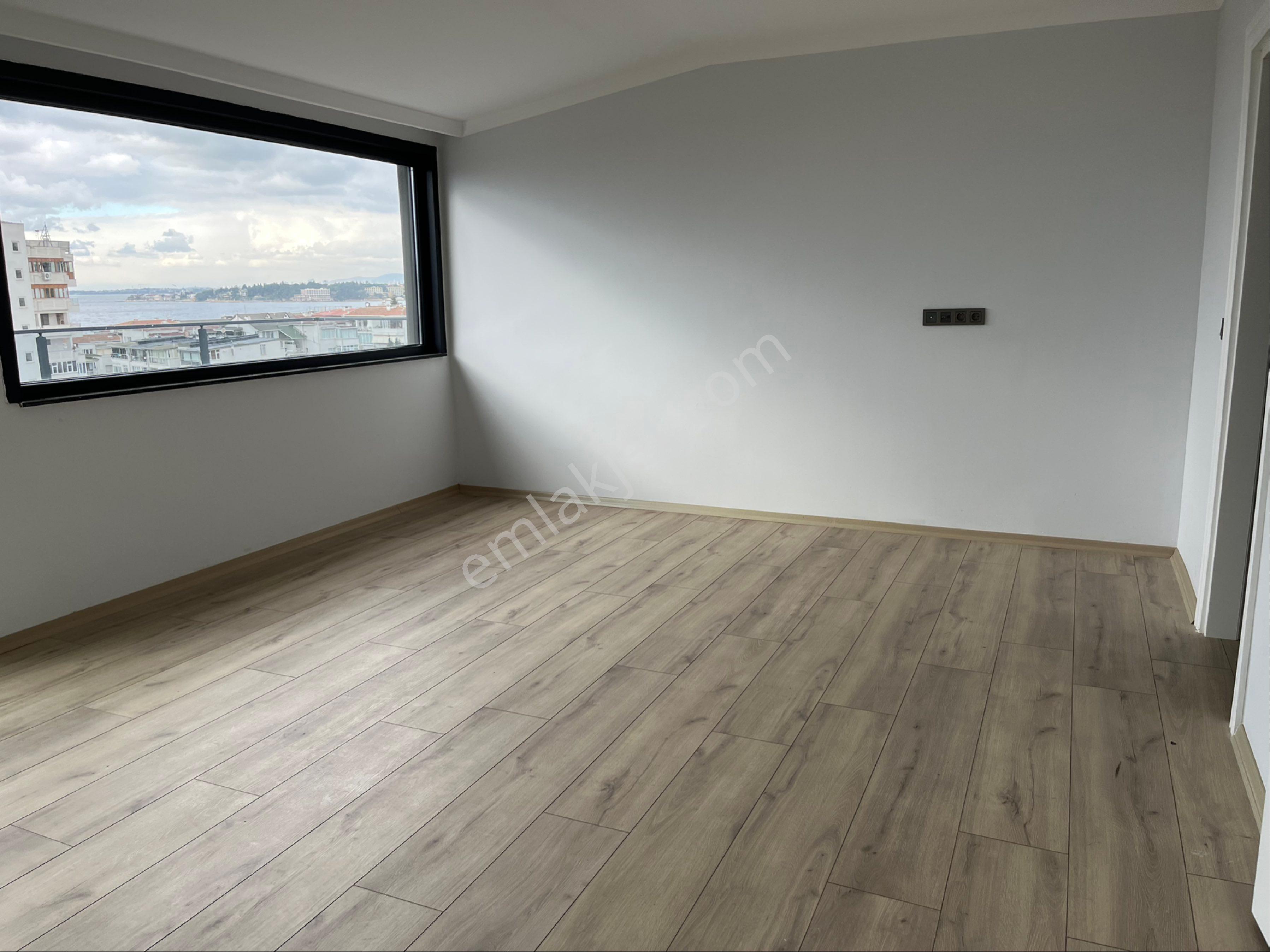 Satılık Villa 320m2 Dört Katlı Deniz Manzaralı - Görsel 8