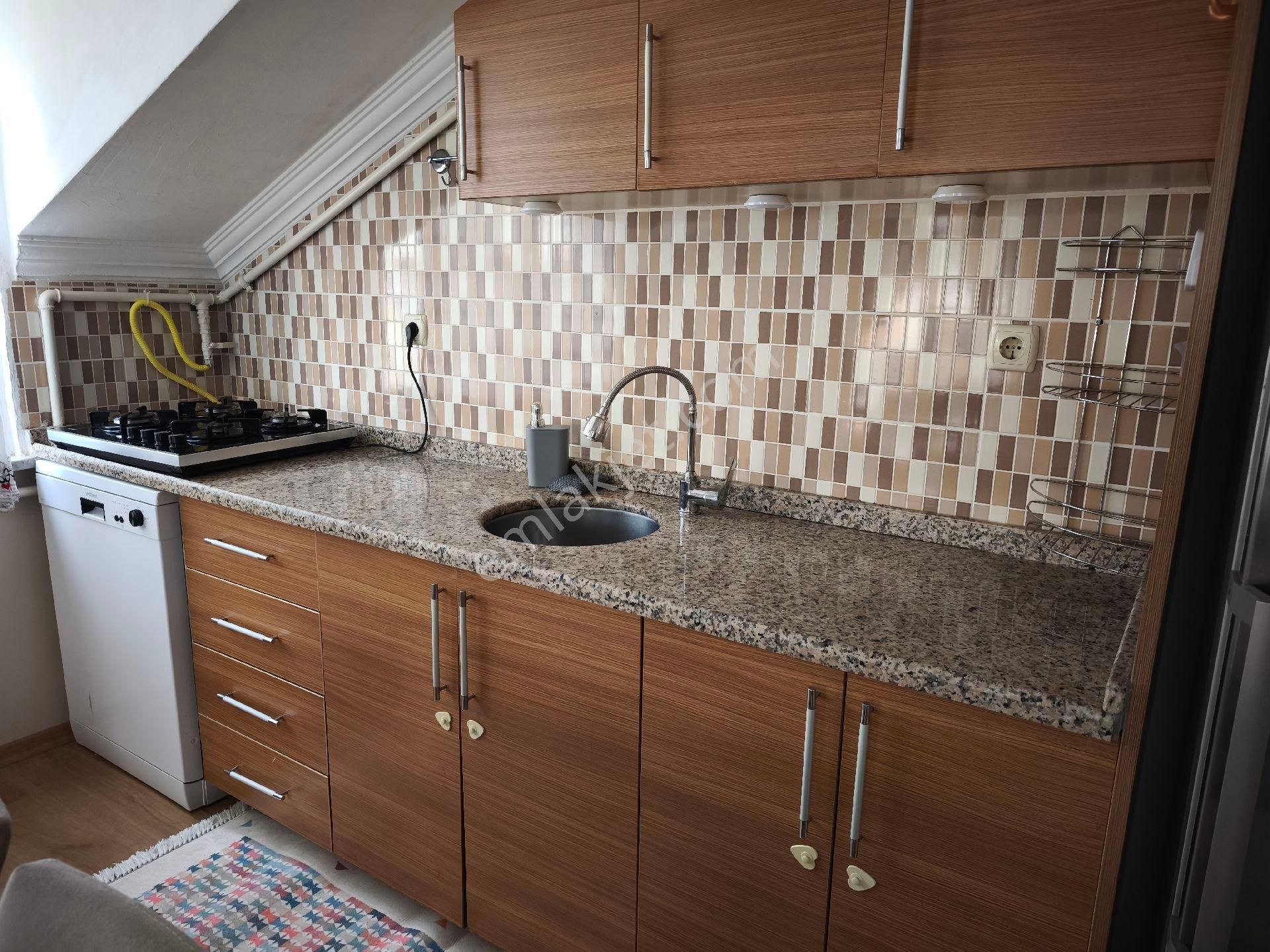 Birken'den Hancıoğlu Caddesi'nde Full Eşyalı 3+1 Daire - Görsel 8