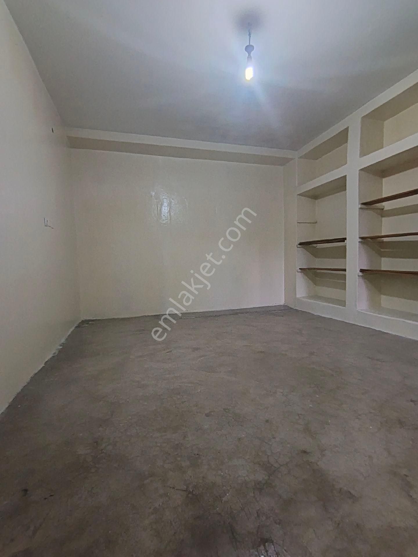 Ciksorut Mahallesinde 3 Katli Satilik Müstakil Ev - Görsel 11