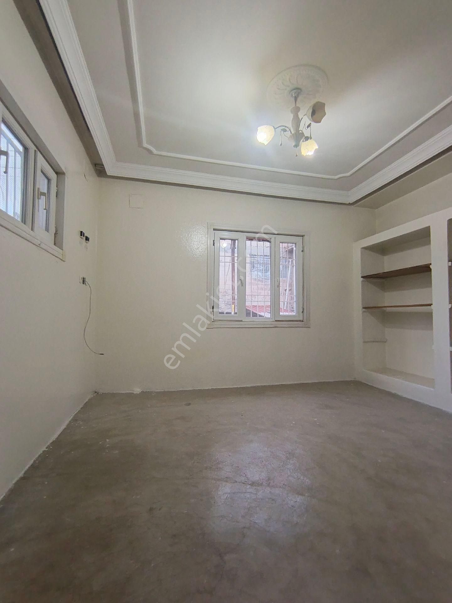 Ciksorut Mahallesinde 3 Katli Satilik Müstakil Ev - Görsel 10