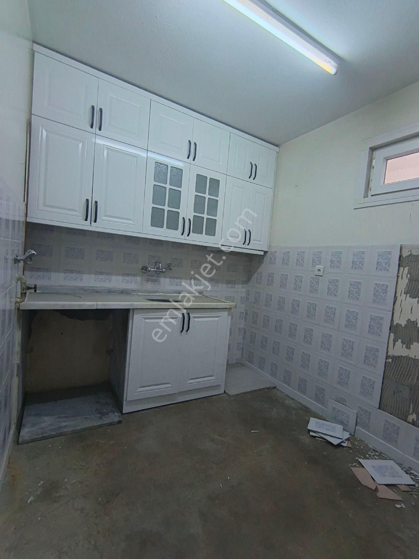 Ciksorut Mahallesinde 3 Katli Satilik Müstakil Ev - Görsel 12