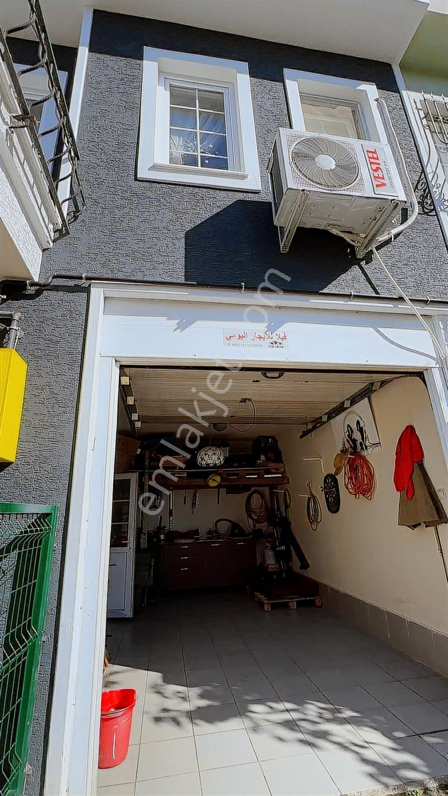 Merkeze Yakın 5+1 Deniz Manzaralı Tripleks Villa - Görsel 28