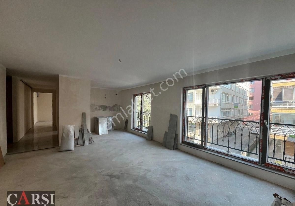 Çarşıdan Ön Cephede Sıfır Bınada Ara Kat