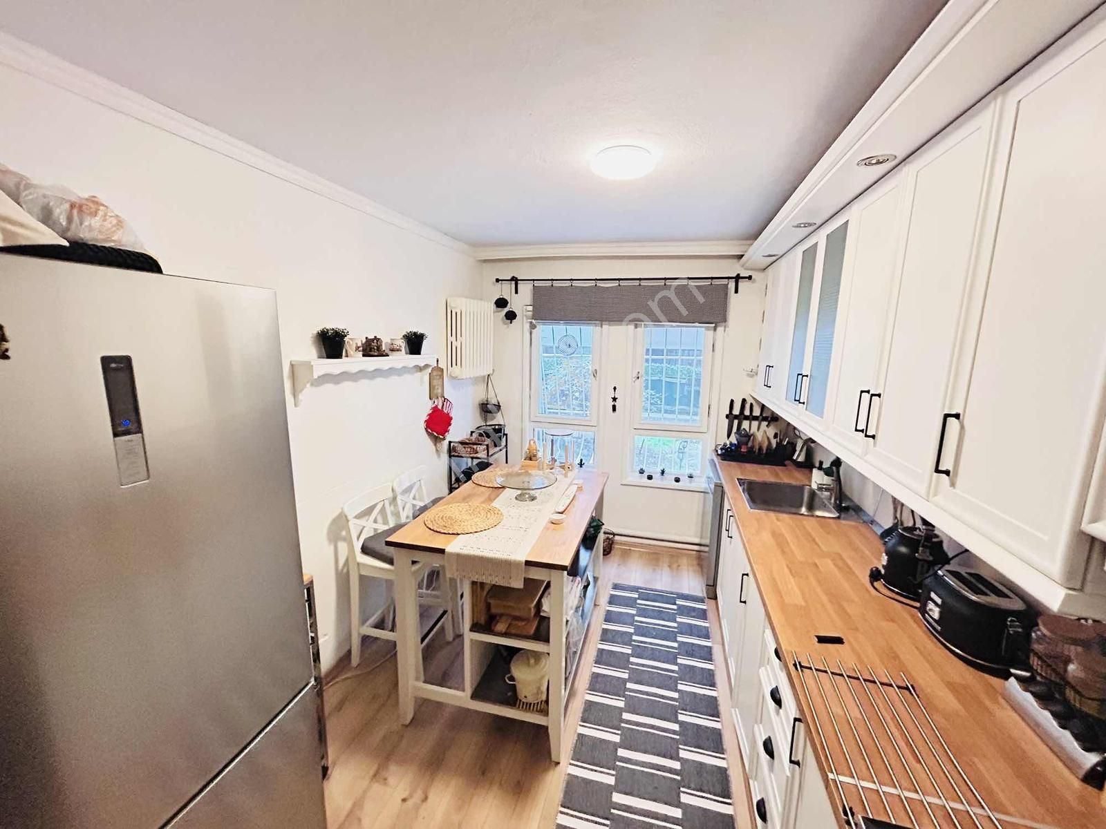 Gop Yeni Foça Sk. Full Yapılı Bahçe Kullanımlı 135 M2 2+1 - Görsel 23