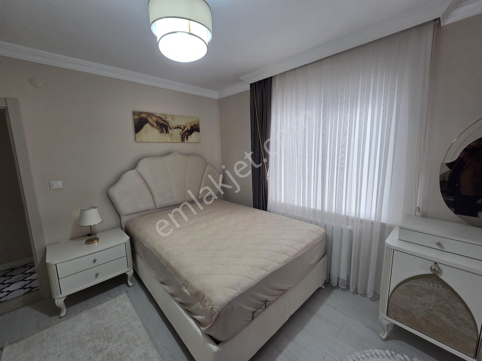 Aydınlıkevler'de İçi Sıfır Yapılı 3+1 Kiralık Daire - Görsel 18