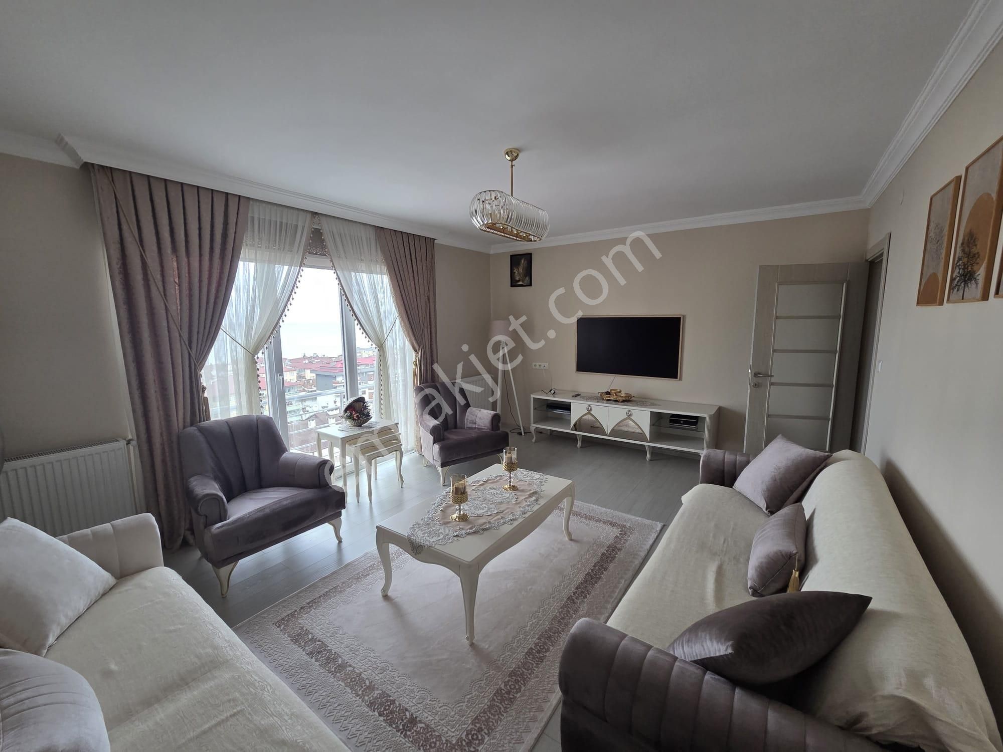 Aydınlıkevler'de İçi Sıfır Yapılı 3+1 Kiralık Daire - Görsel 9