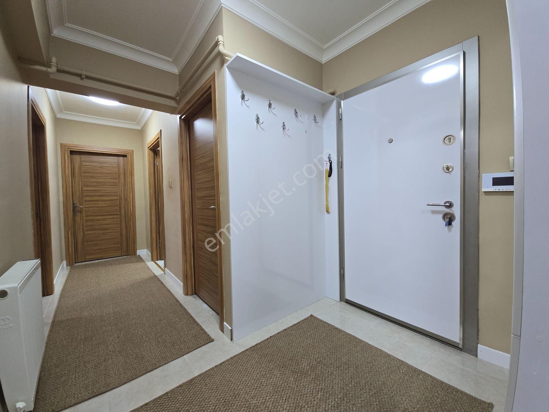 Şehitler Yakını Teras Balkonlu 3. Kat Konumunda Full Yapılı 2+1 - Görsel 19