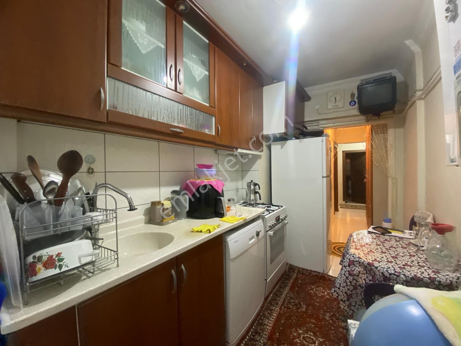 Koza Emlak'tan Plevne Mahallesin'de Caddde Üzerin'de Ara Katta 3+1 Yapılı Satılık Daire - Görsel 3