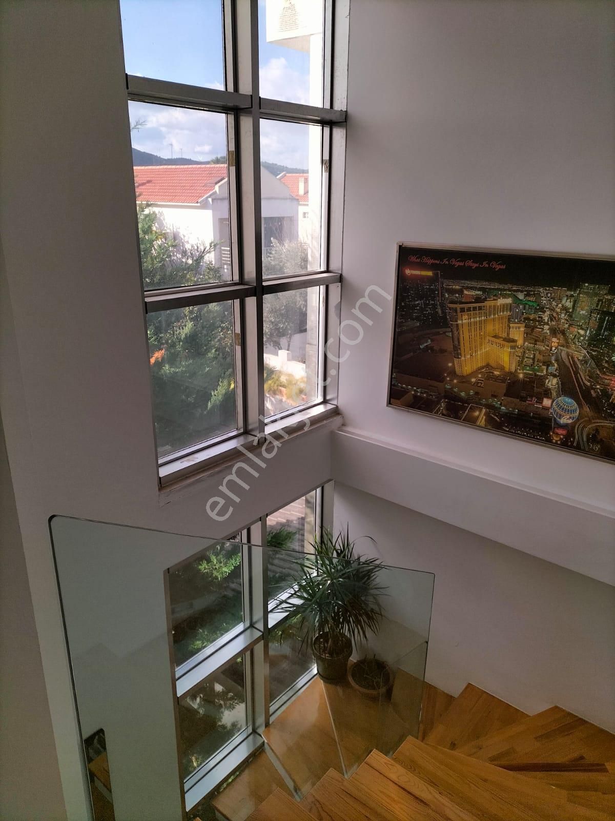 Alaçatı Çamlıkyol'da Satılık Havuzlu Lüks Villa - Görsel 9