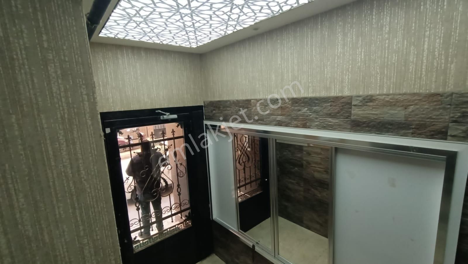 Köşe Konumlu 2+1 Kapalı Mutfaklı Kiracılı Bakımlı Daire - Görsel 20