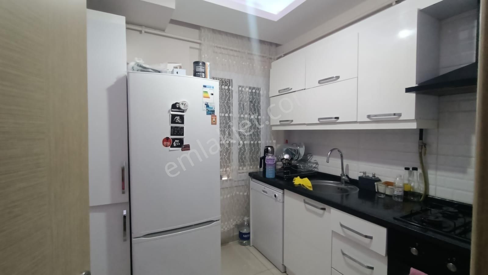 Köşe Konumlu 2+1 Kapalı Mutfaklı Kiracılı Bakımlı Daire - Görsel 10
