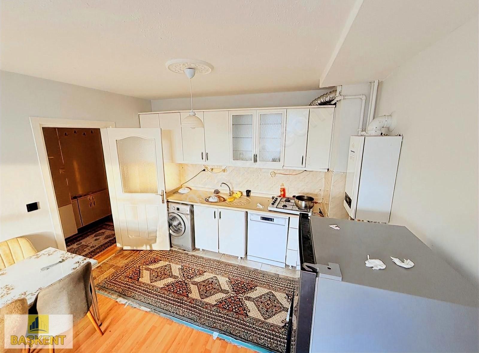 Başkent Gayrimenkul'den Ara Katta Yükse Kira Getirili 1+1 Daire