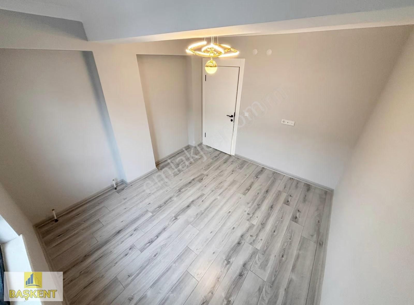 Başkent Gayrimenkul'den Ara Katta Ultra Lüks Park Cepheli 2+1 Ev - Görsel 14