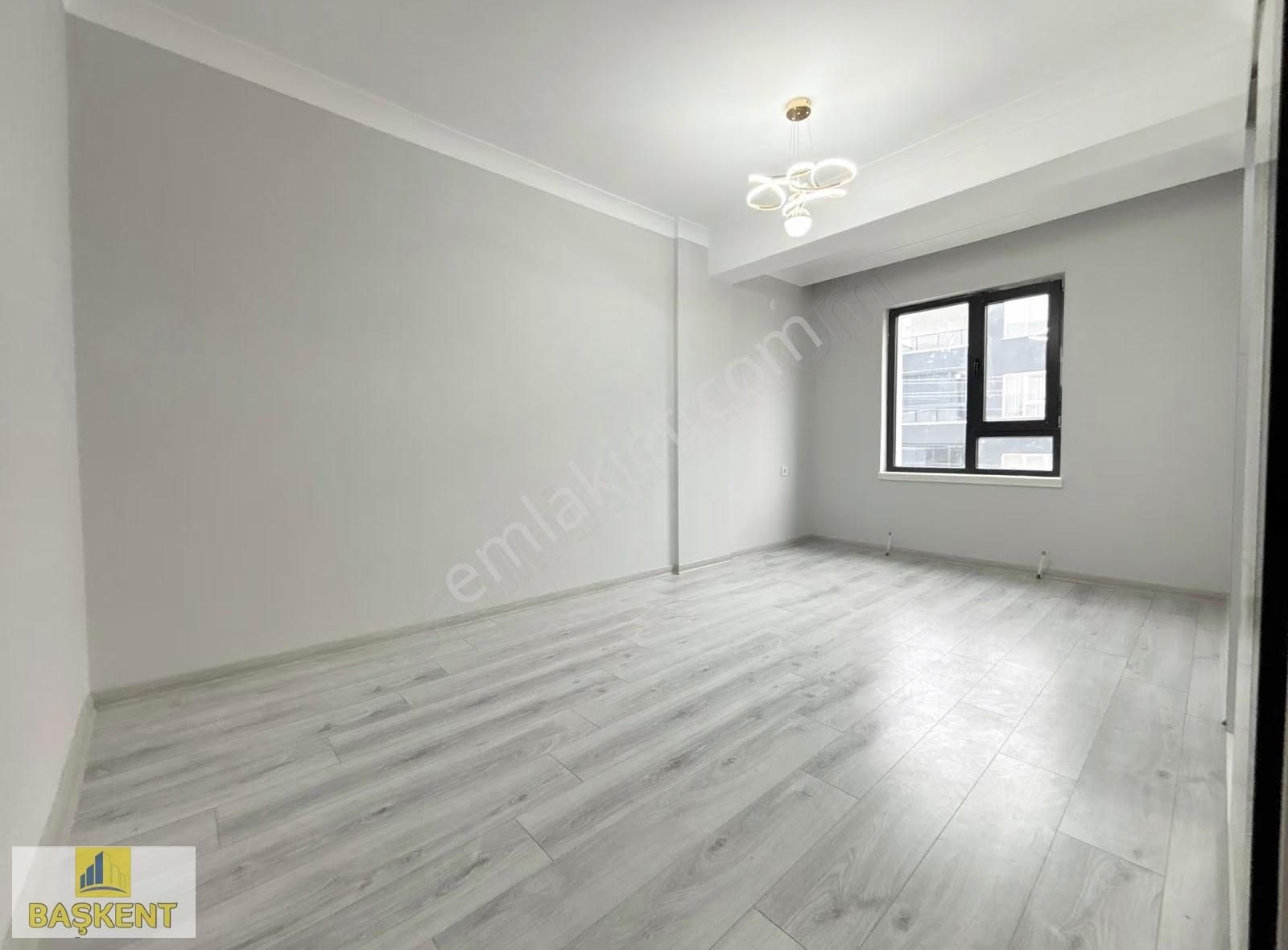 Başkent Gayrimenkul'den Ara Katta Ultra Lüks Park Cepheli 2+1 Ev - Görsel 6