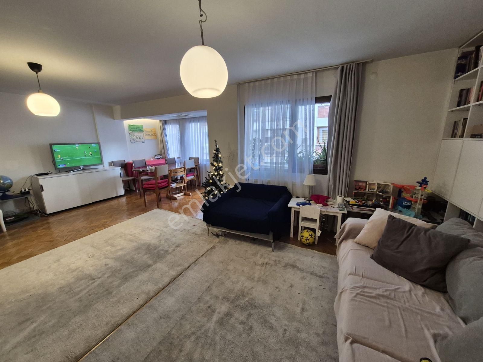 Mimar Sinan'da Şık Tadilatlı Satılık 3+1 Ferah Daire - Görsel 24