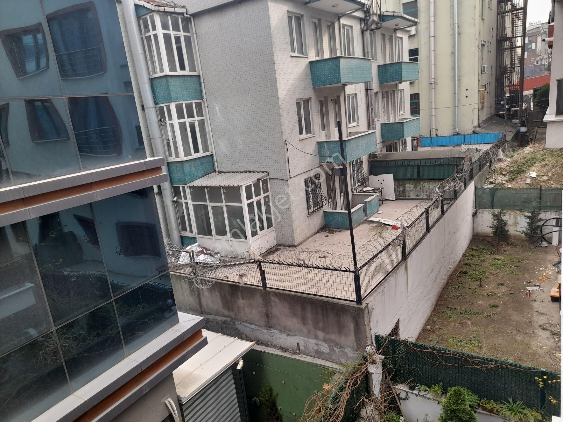 Beylikdüzü Yakuplu'da Geniş 2+1 Satılık Daire - Görsel 11