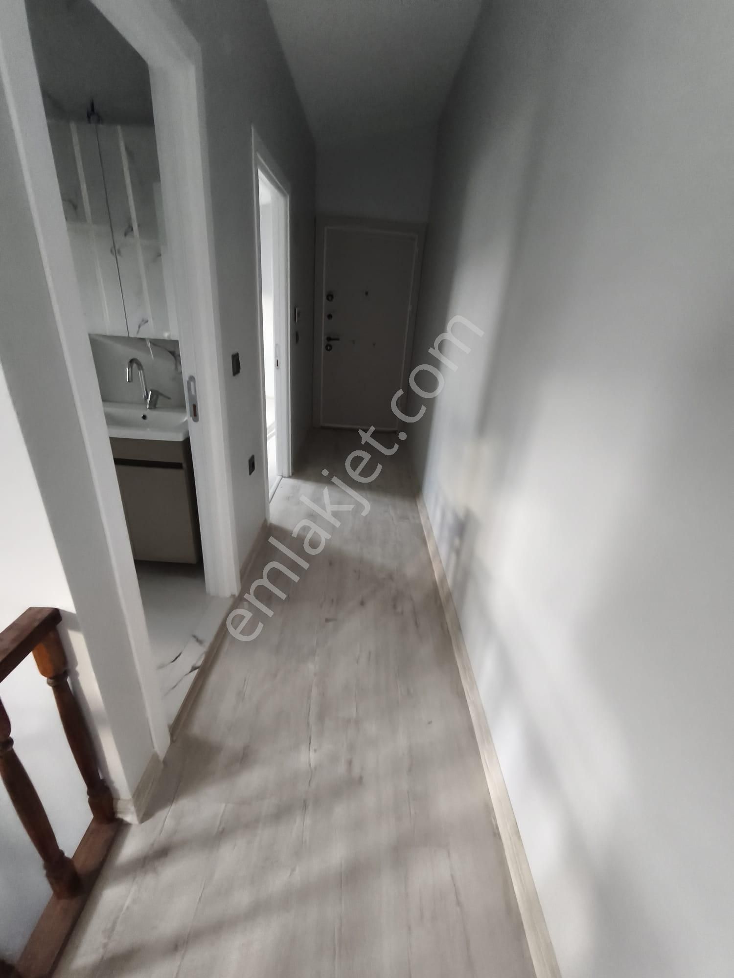 Acil Sultanbeyli Necipfazılda Satılık 180 M.4+2 Lüks Üst Düblx - Görsel 11