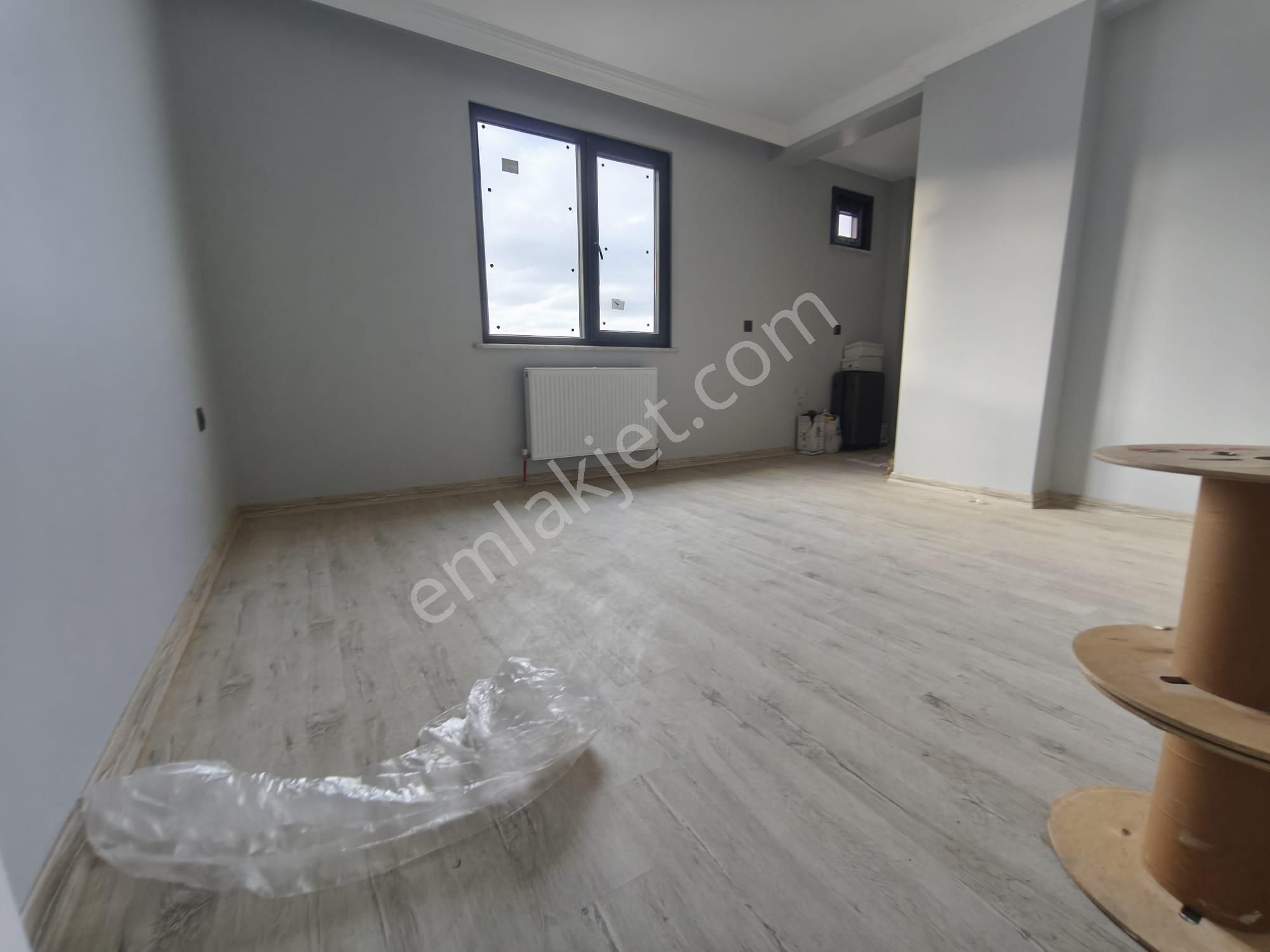 Acil Sultanbeyli Necipfazılda Satılık 180 M.4+2 Lüks Üst Düblx - Görsel 16