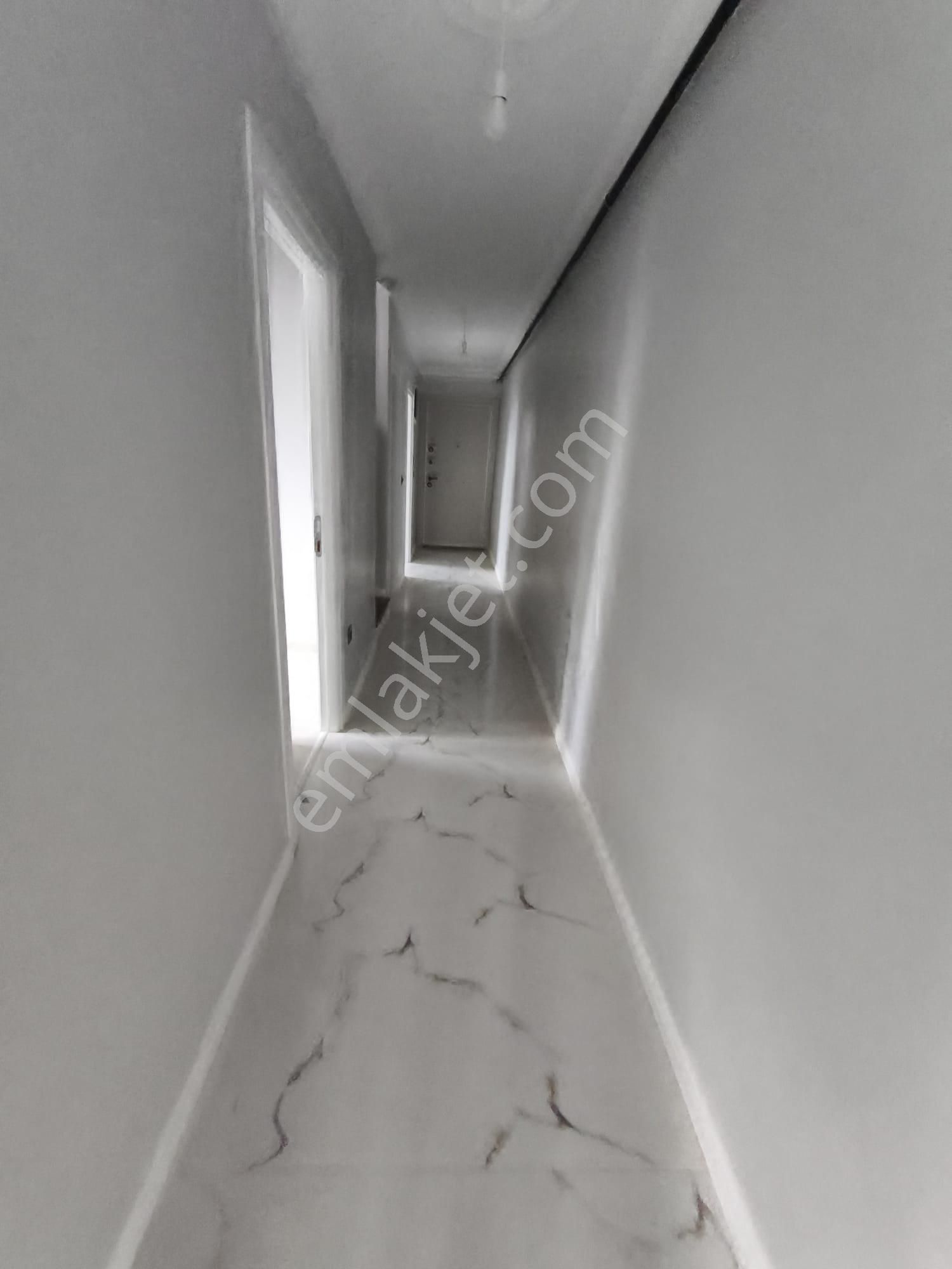 Acil Sultanbeyli Necipfazılda Satılık 180 M.4+2 Lüks Üst Düblx - Görsel 19