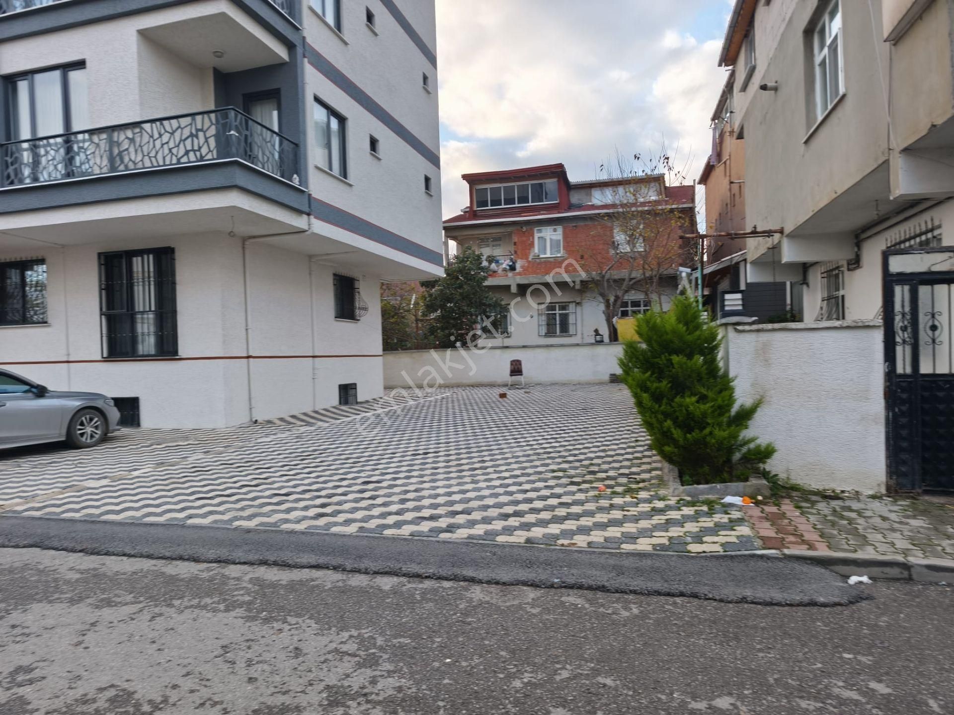 Acil Sultanbeyli Necipfazılda Satılık 180 M.4+2 Lüks Üst Düblx - Görsel 3