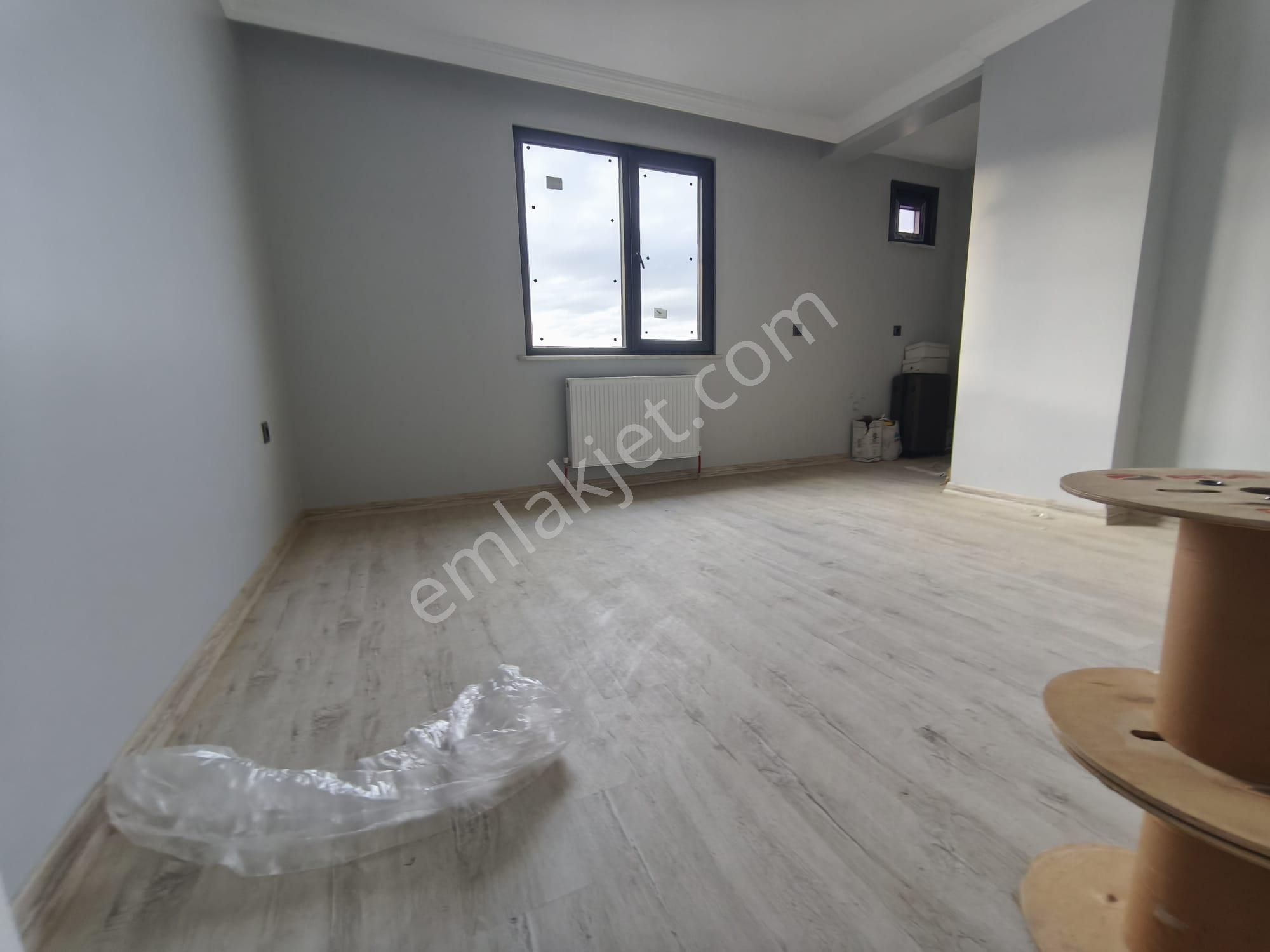 Acil Sultanbeyli Necipfazılda Satılık 180 M.4+2 Lüks Üst Düblx - Görsel 17