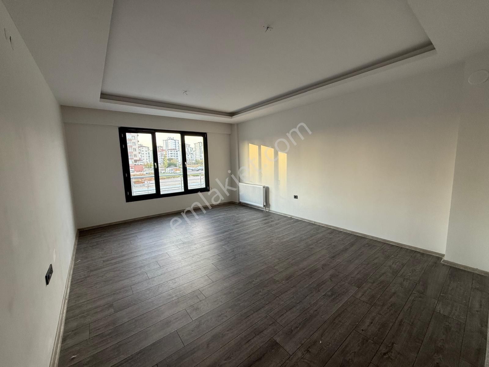 Zümrütte Emsallerinin En Uygun 4+1 Fırsat Dairesi - Görsel 5