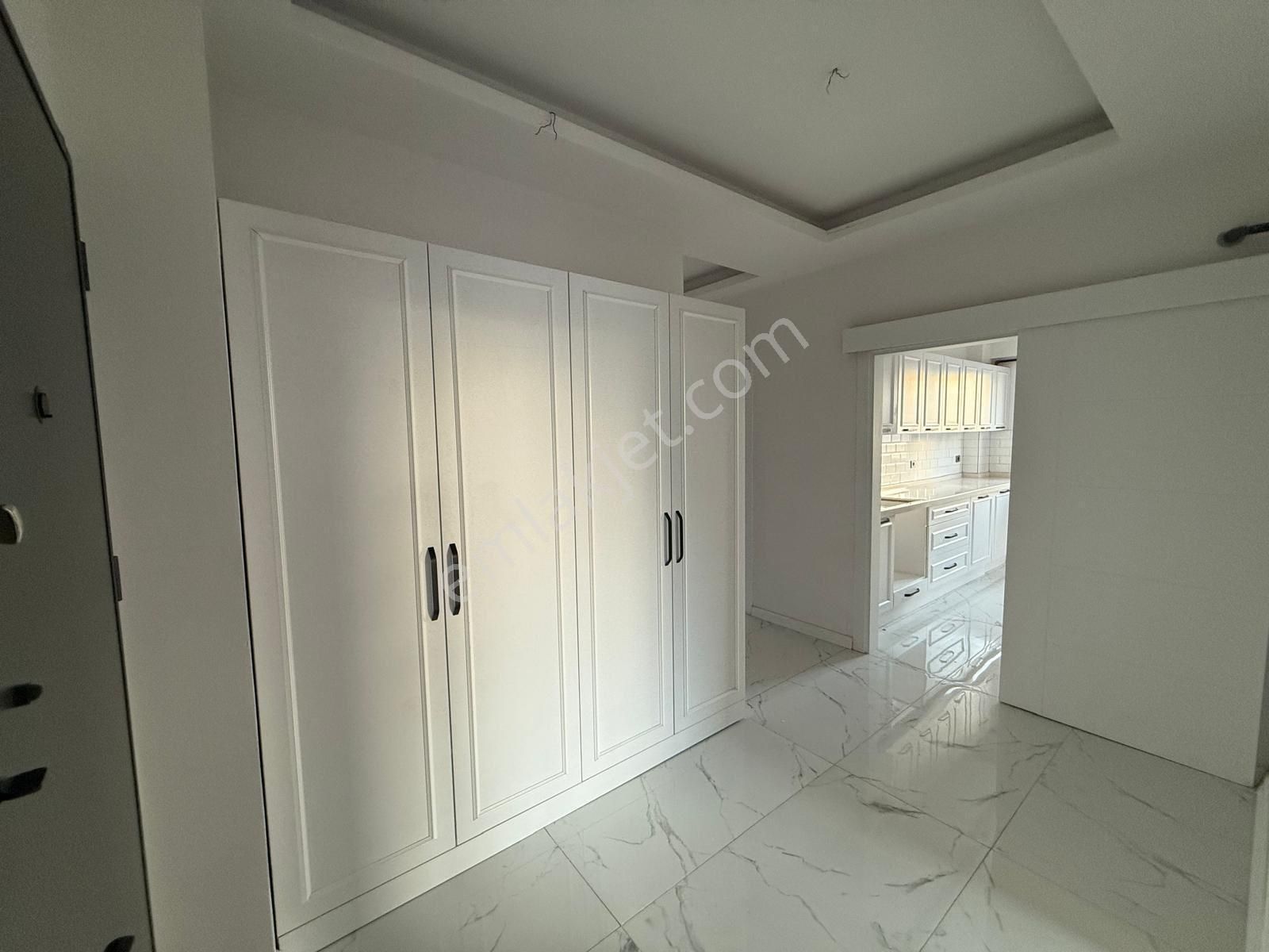 Zümrütte Emsallerinin En Uygun 4+1 Fırsat Dairesi - Görsel 4