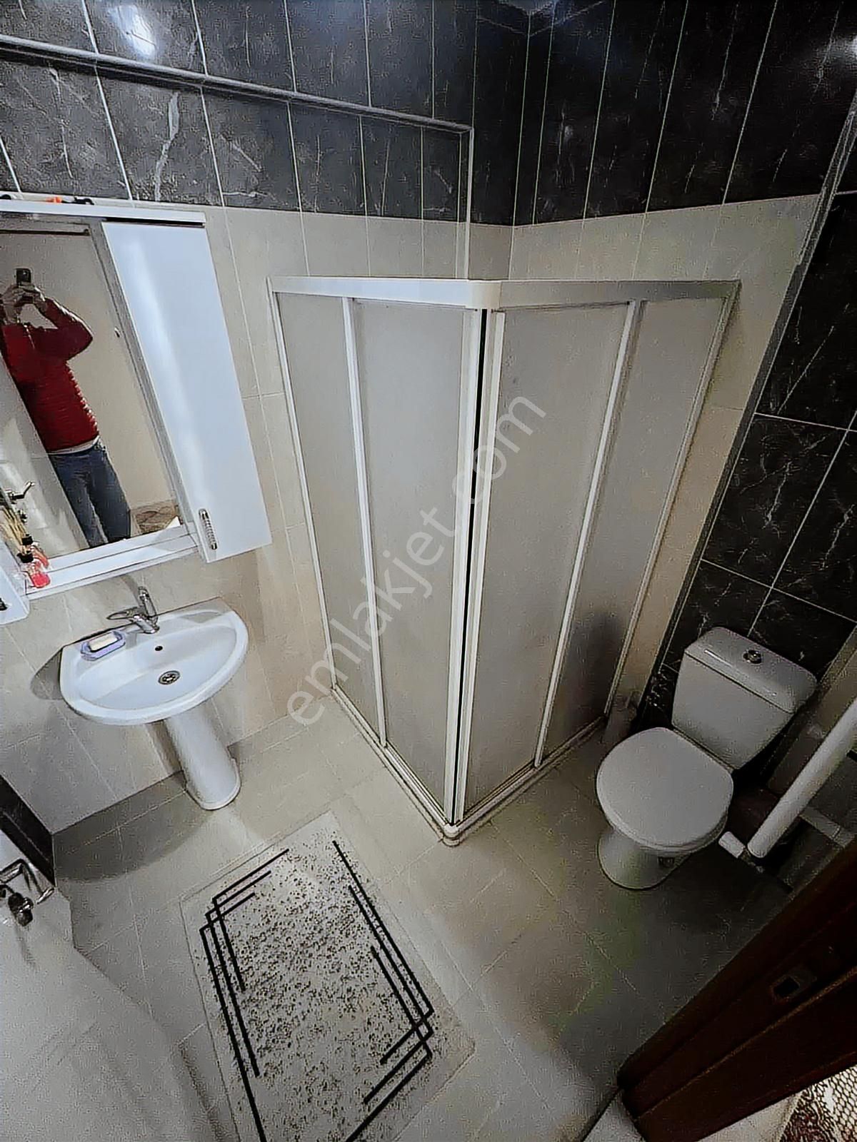 Kuzey Emlaktan Yakacık Bulvarında Acil Satılık 3+1 Daire - Görsel 23