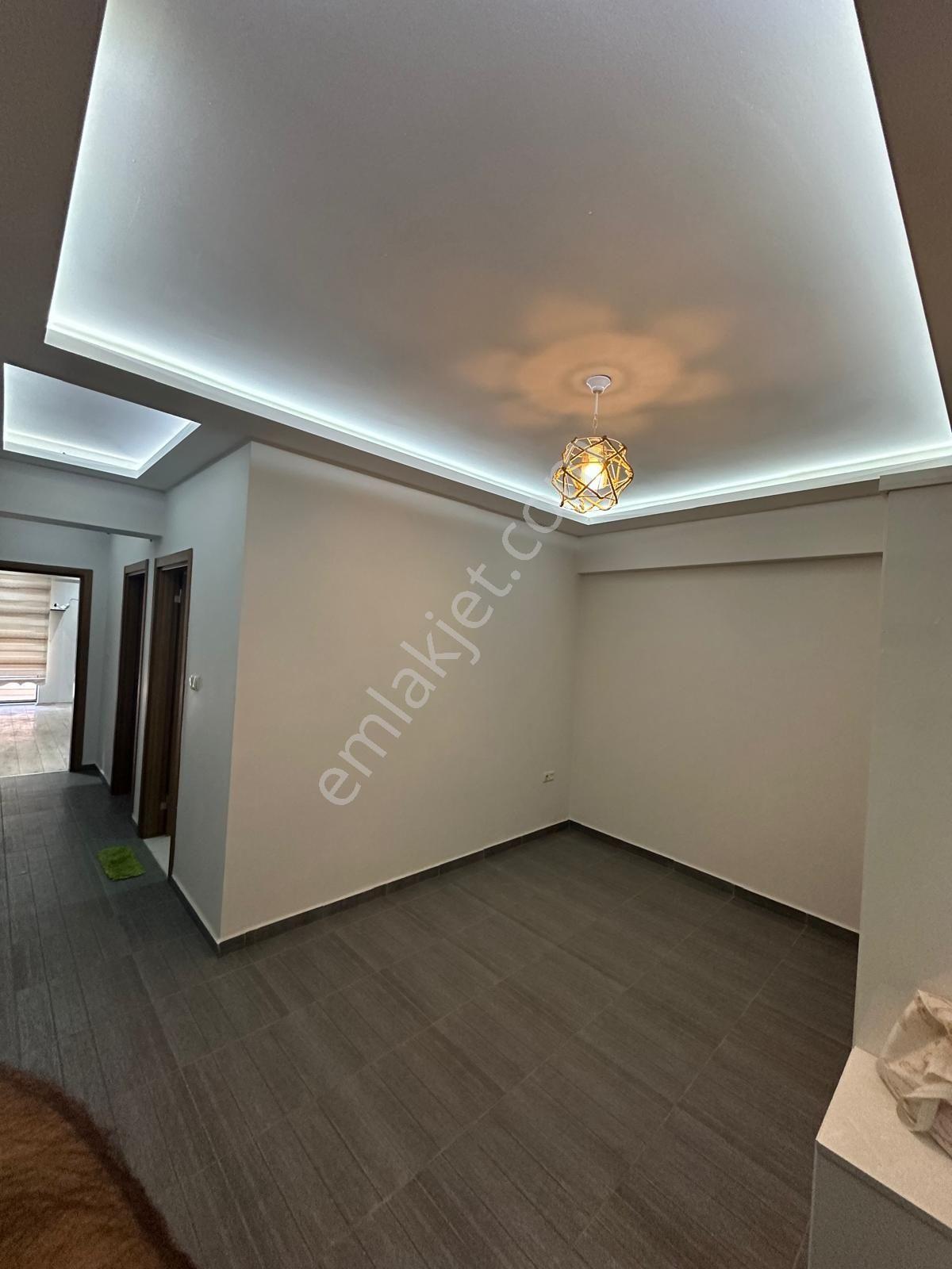 Uyaran 79 Gayrimenkulden Tosyalı Mh Klima+ Kombili 1+1 Ofis - Görsel 6