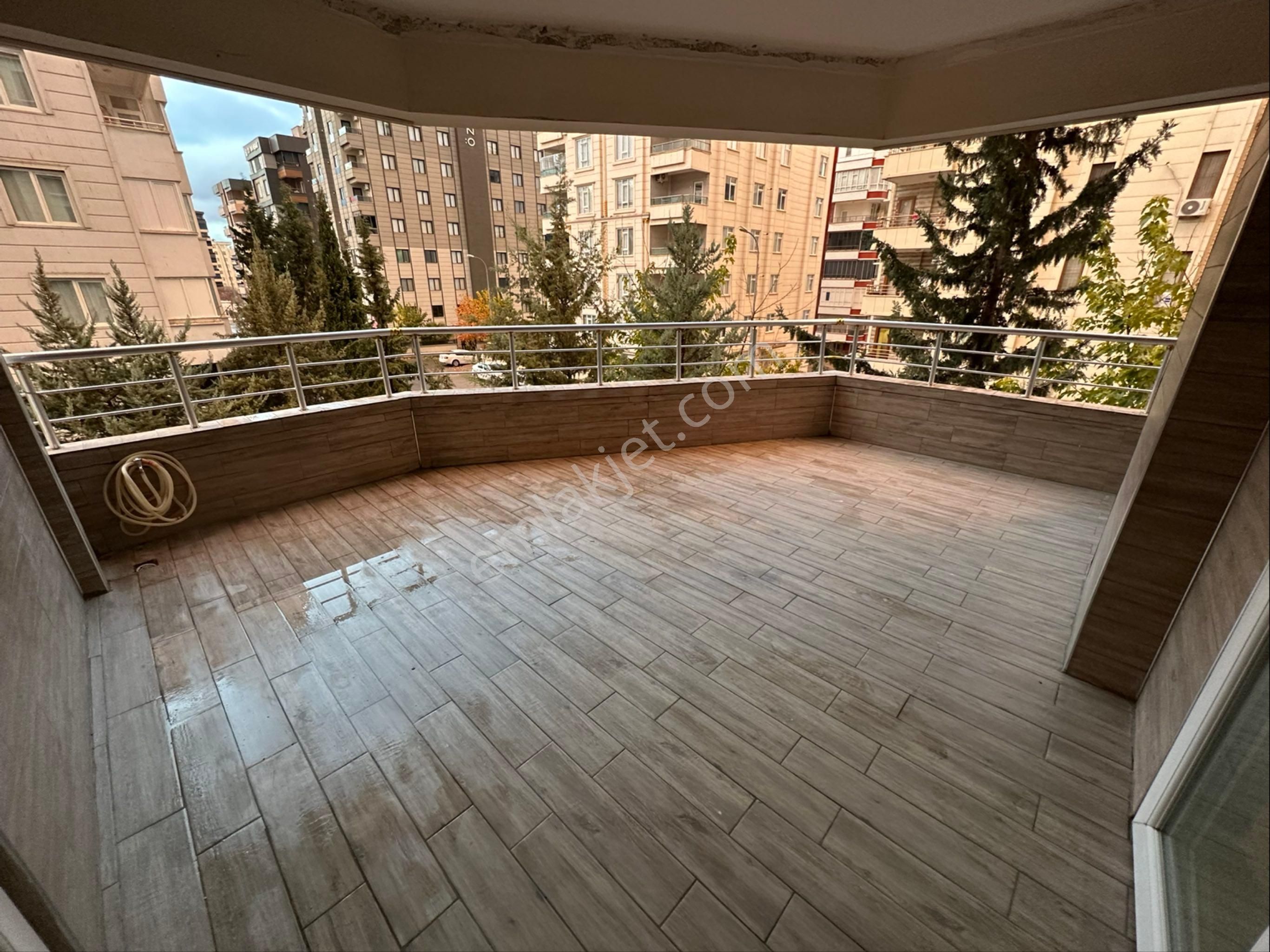 Akev Gayrimenkul'den K.köprü Narlıkuyuda Geniş 3+1 Ara Kat Daire - Görsel 24