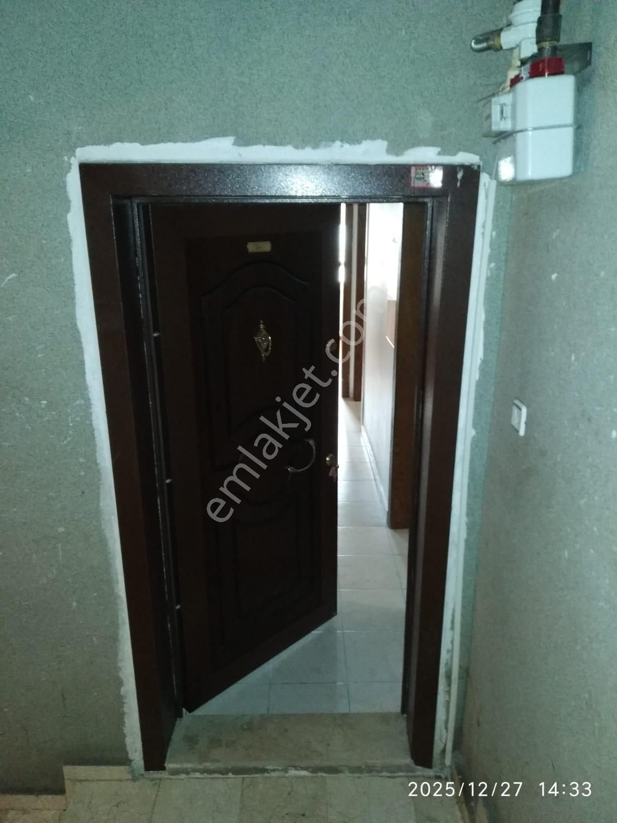 Yenimahalle Varlık'ta Cadde Üzeri 2+1 Y.giriş Kombili Ön Cephe Kiralık Daire - Görsel 7