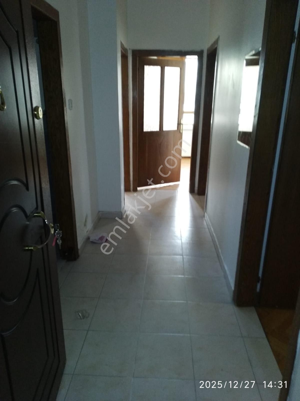 Yenimahalle Varlık'ta Cadde Üzeri 2+1 Y.giriş Kombili Ön Cephe Kiralık Daire - Görsel 8