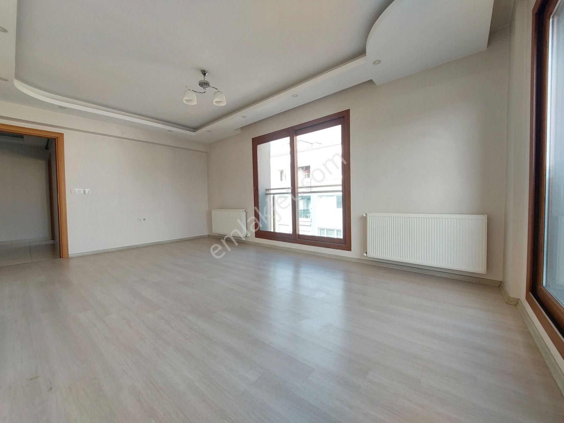 Bayraklı Emek Mah De 9 Yaşında Kiralık 2+1 D.gazlı Daire - Görsel 8