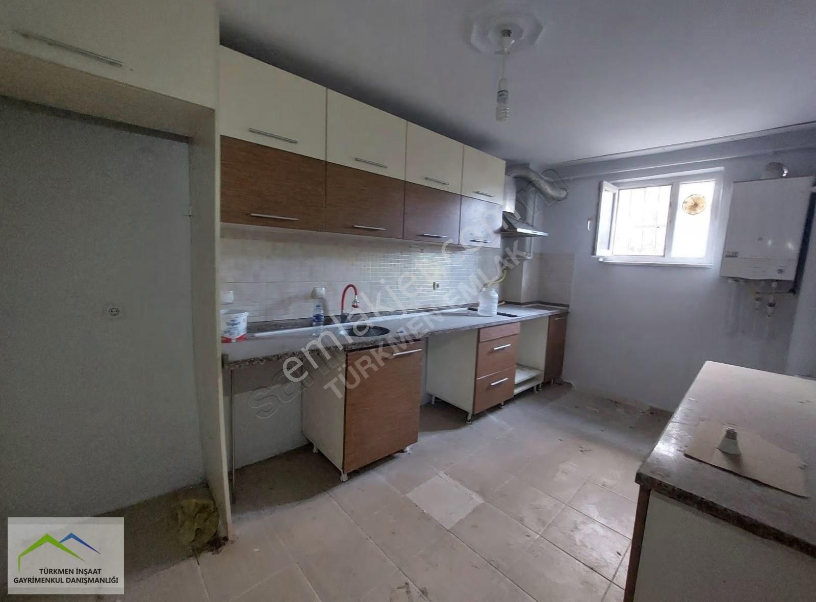 Türkmen Emlak'tan Satılık 3+1 Kot 1