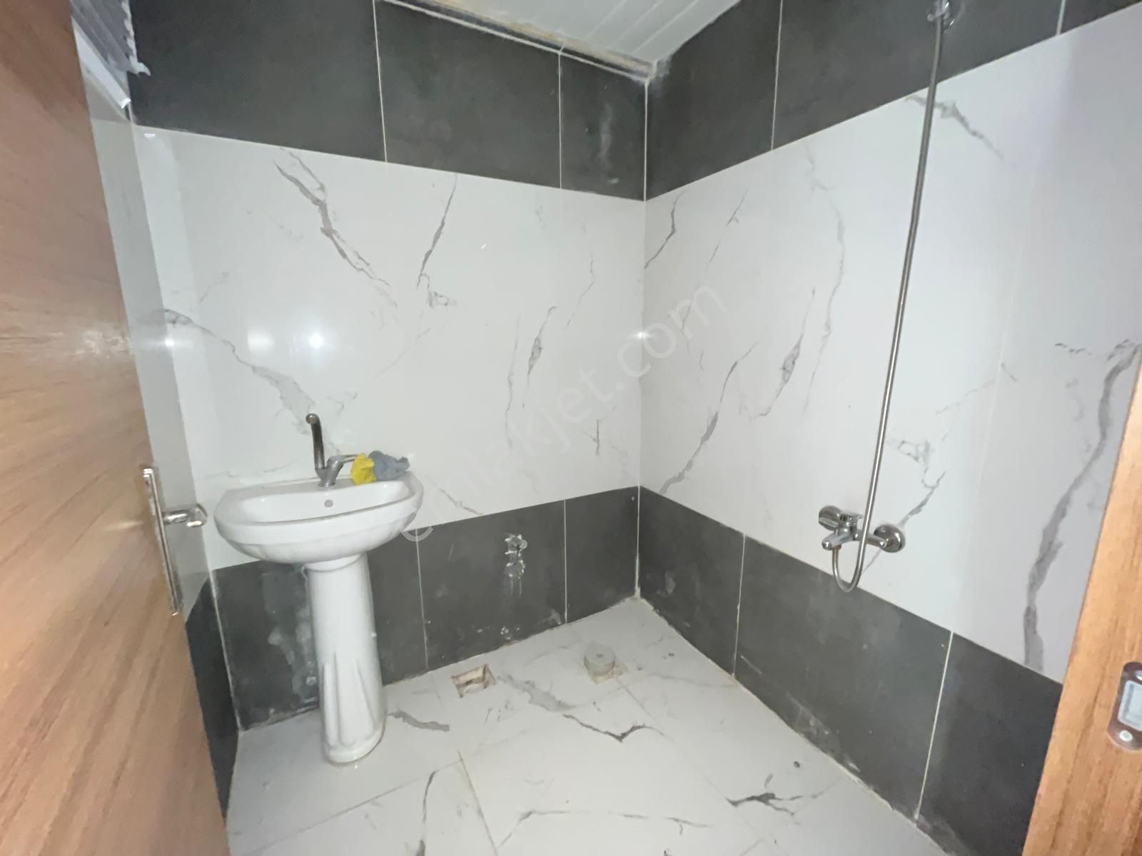 Feridunçelik'te Full Yapılı Asansörlü 6+1 Satılık Dubleks !! - Görsel 35