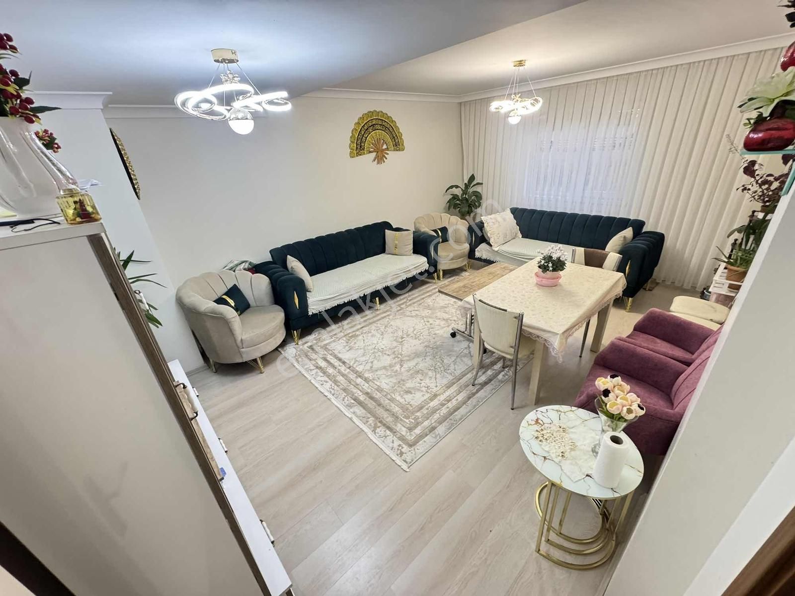 Lider Emlak'tan Özdemir Bloklarında 4+1 Asansör+ebeveyn+160m2 - Görsel 17