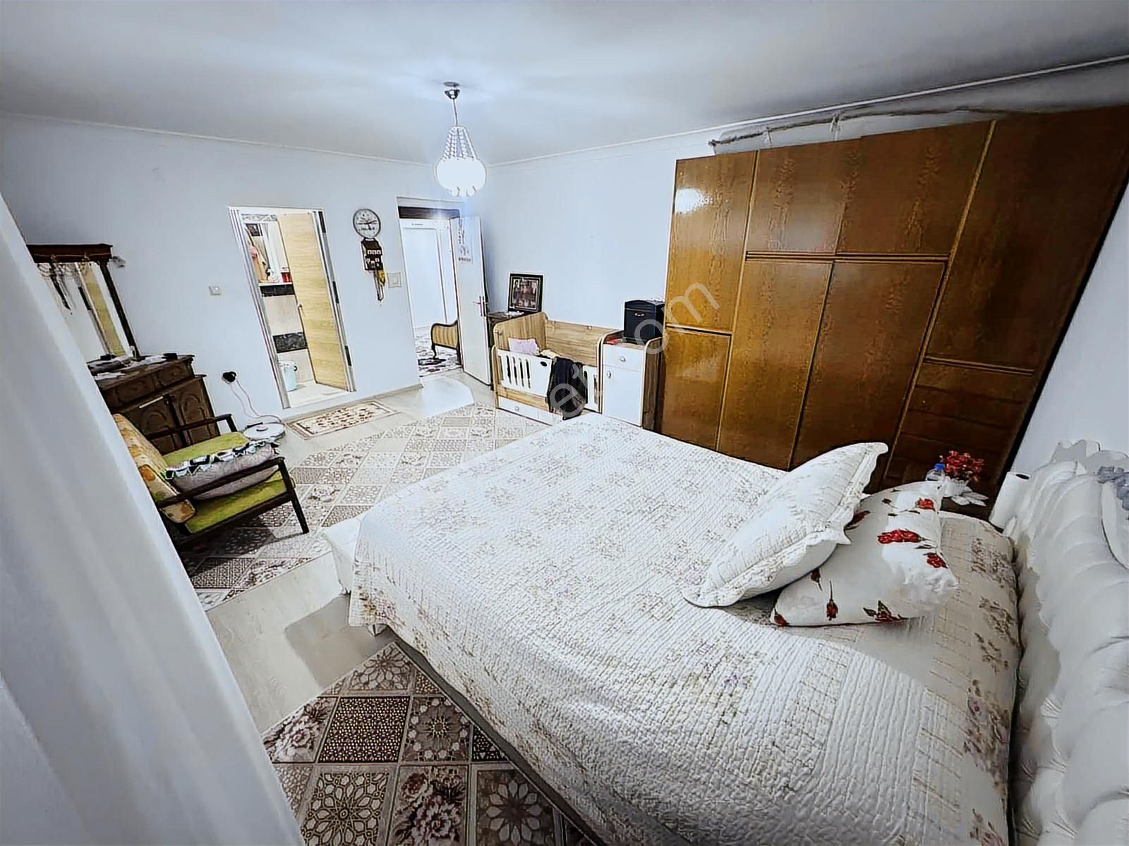 Lider Emlak'tan Özdemir Bloklarında 4+1 Asansör+ebeveyn+160m2 - Görsel 19