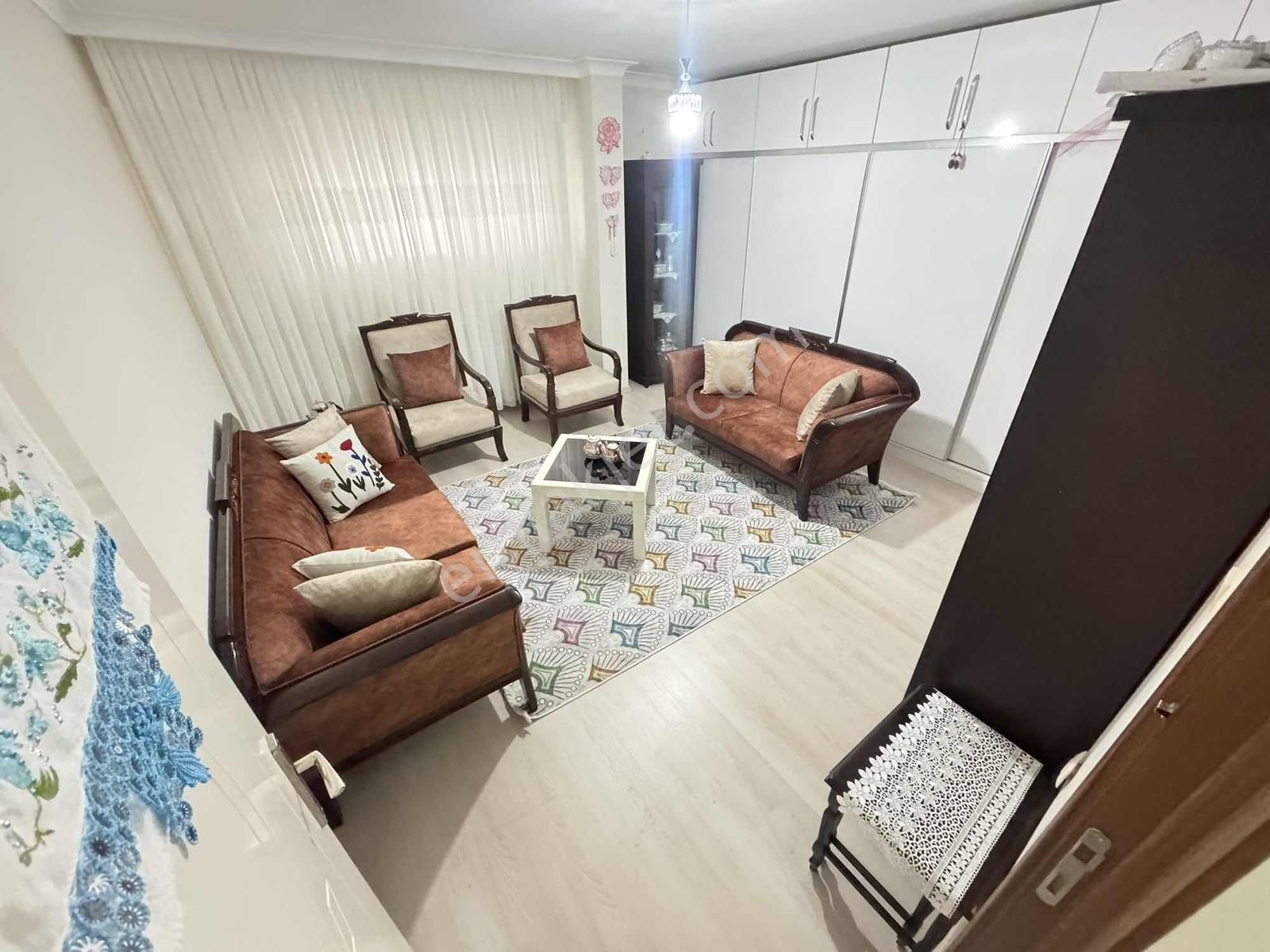 Lider Emlak'tan Özdemir Bloklarında 4+1 Asansör+ebeveyn+160m2 - Görsel 16