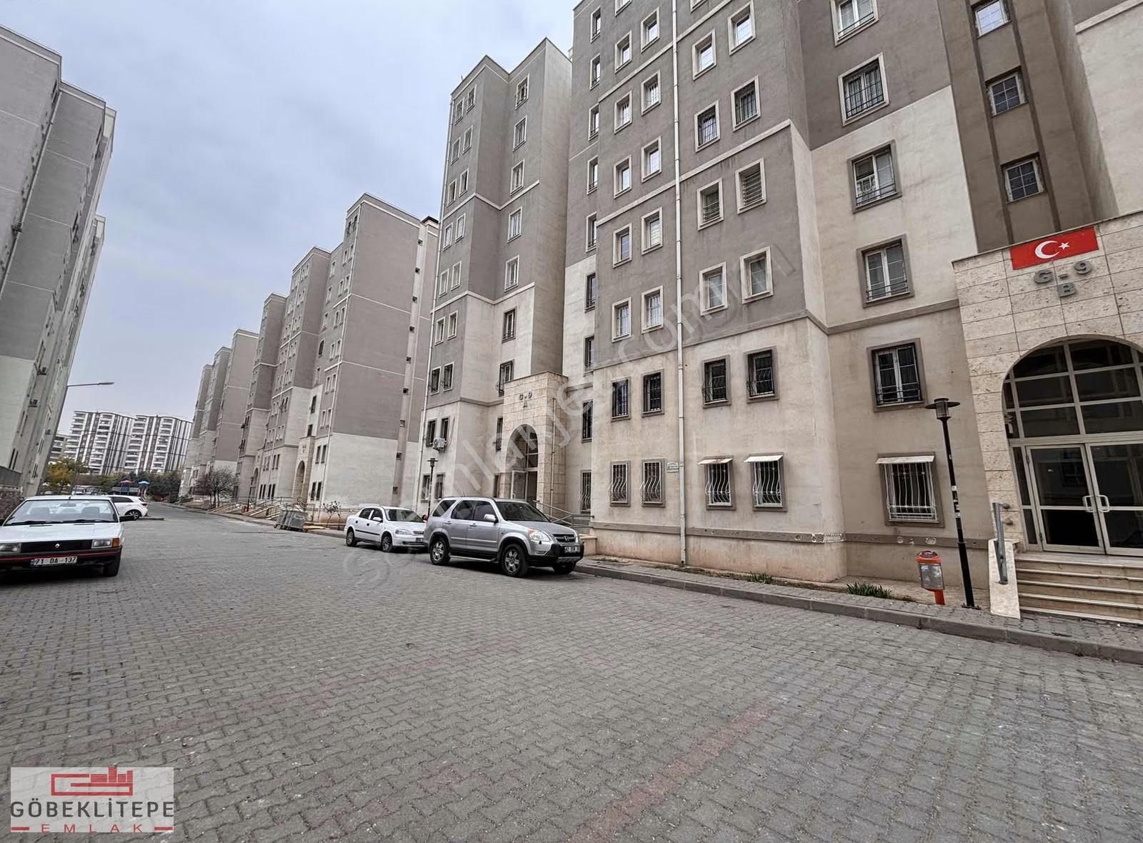 Göbeklitepe Emlak Tan Kiralık 2+1 Fg Ana Cadde Üzerinde - Görsel 23