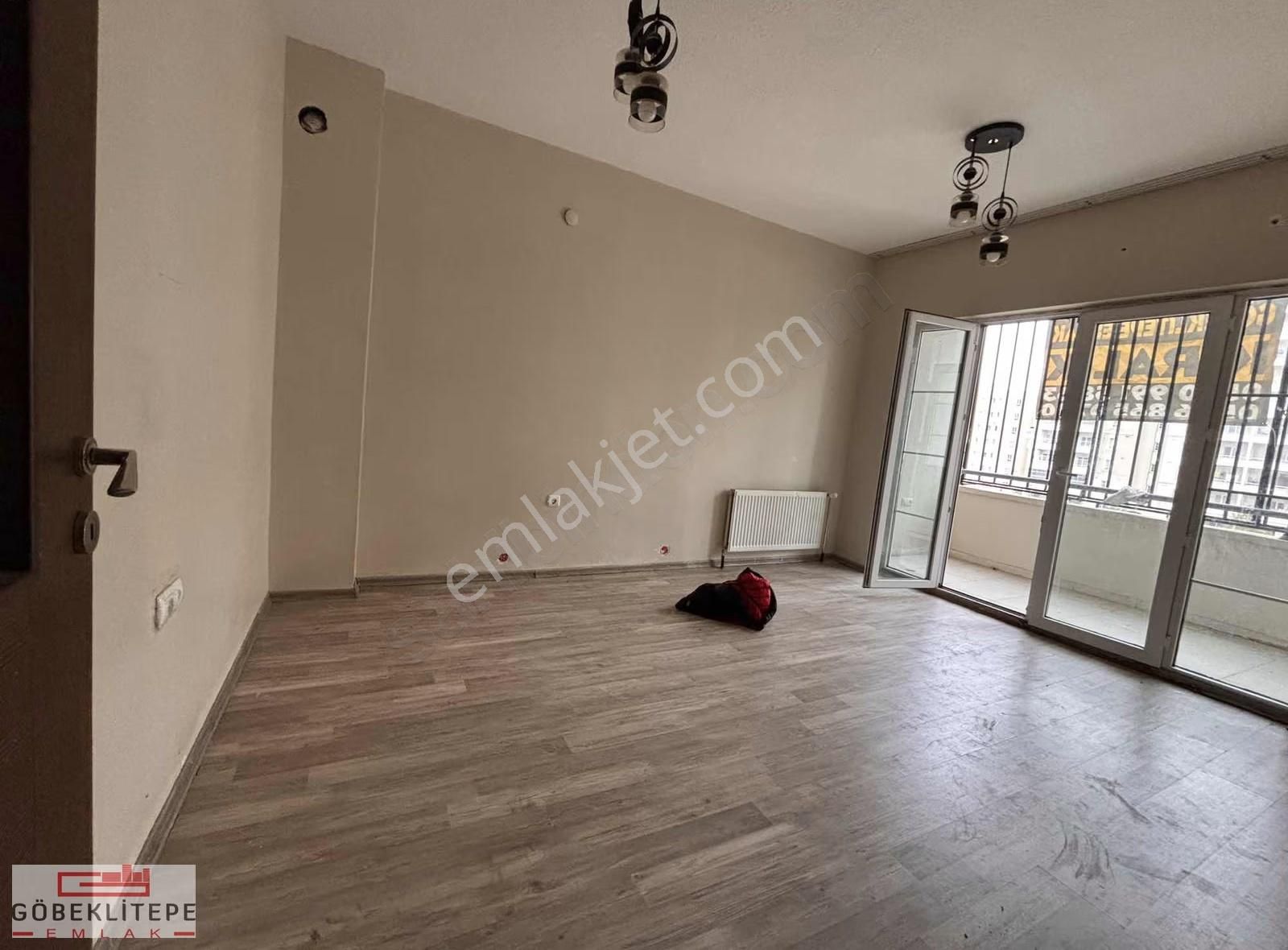 Göbeklitepe Emlak Tan Kiralık 2+1 Fg Ana Cadde Üzerinde - Görsel 8