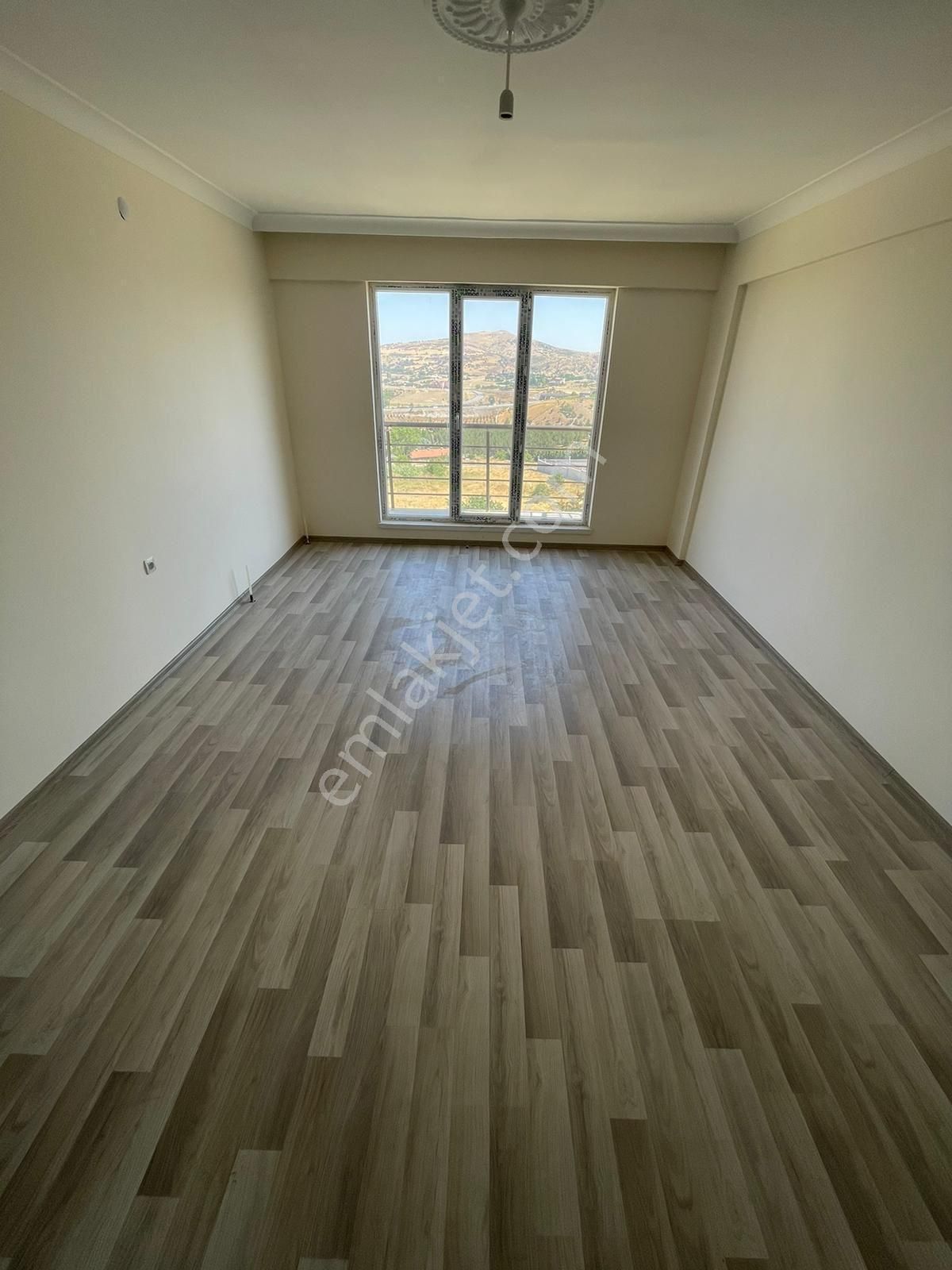 Altındağ-beşikkaya Mahallesinde Ara Katta Asansörlü 2+1 Satılık Daire !!! - Görsel 6