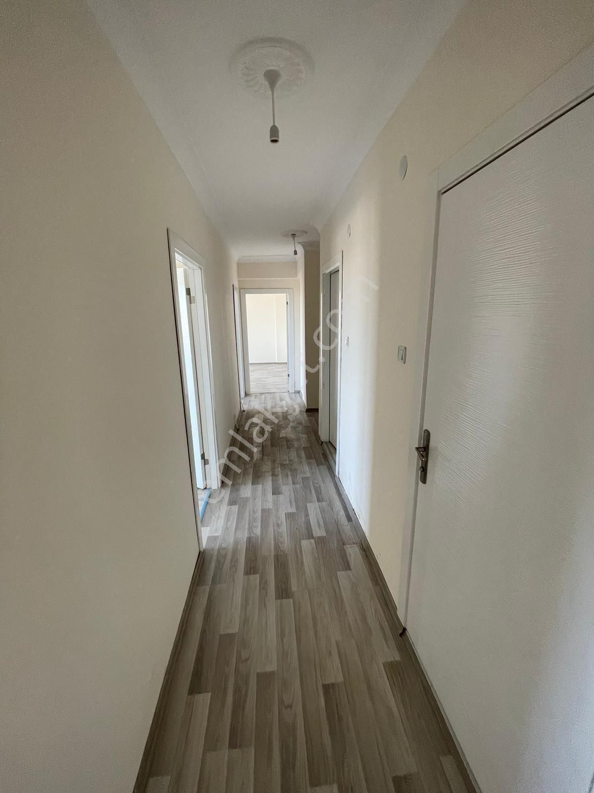 Altındağ-beşikkaya Mahallesinde Ara Katta Asansörlü 2+1 Satılık Daire !!! - Görsel 8