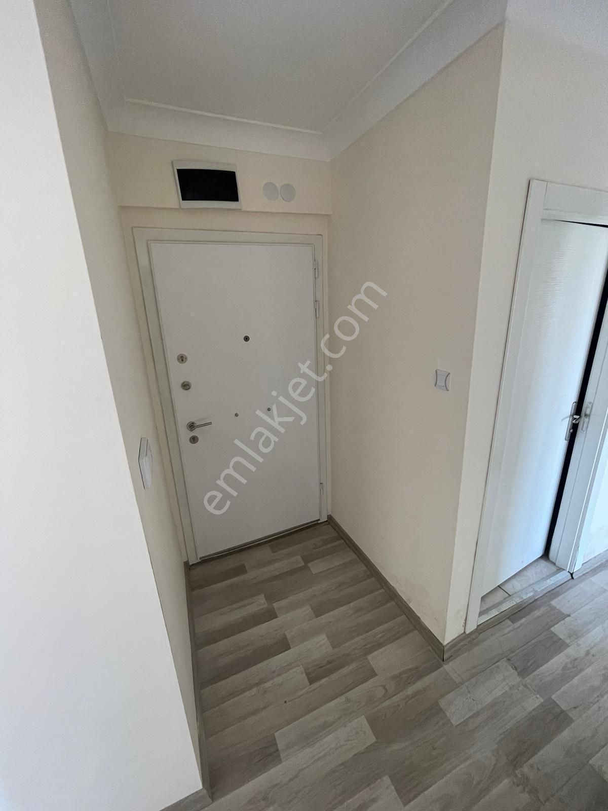 Altındağ-beşikkaya Mahallesinde Ara Katta Asansörlü 2+1 Satılık Daire !!! - Görsel 14