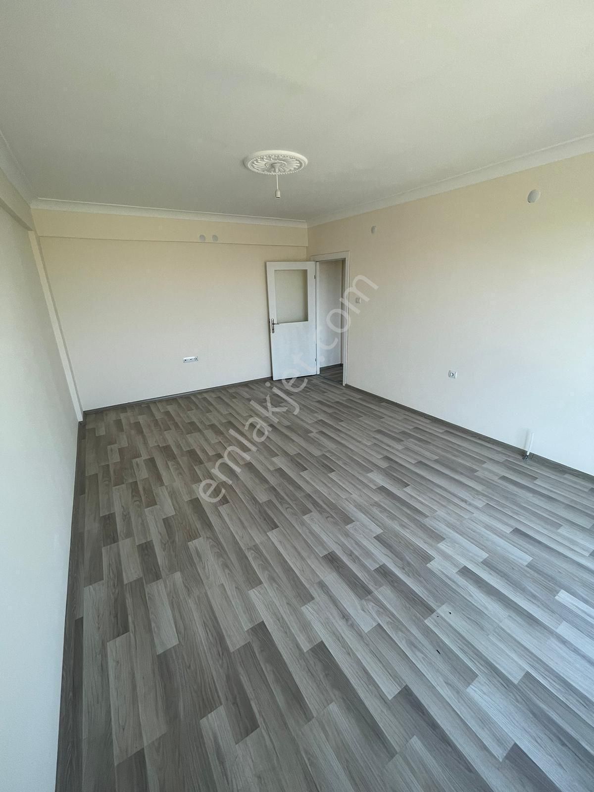 Altındağ-beşikkaya Mahallesinde Ara Katta Asansörlü 2+1 Satılık Daire !!! - Görsel 11